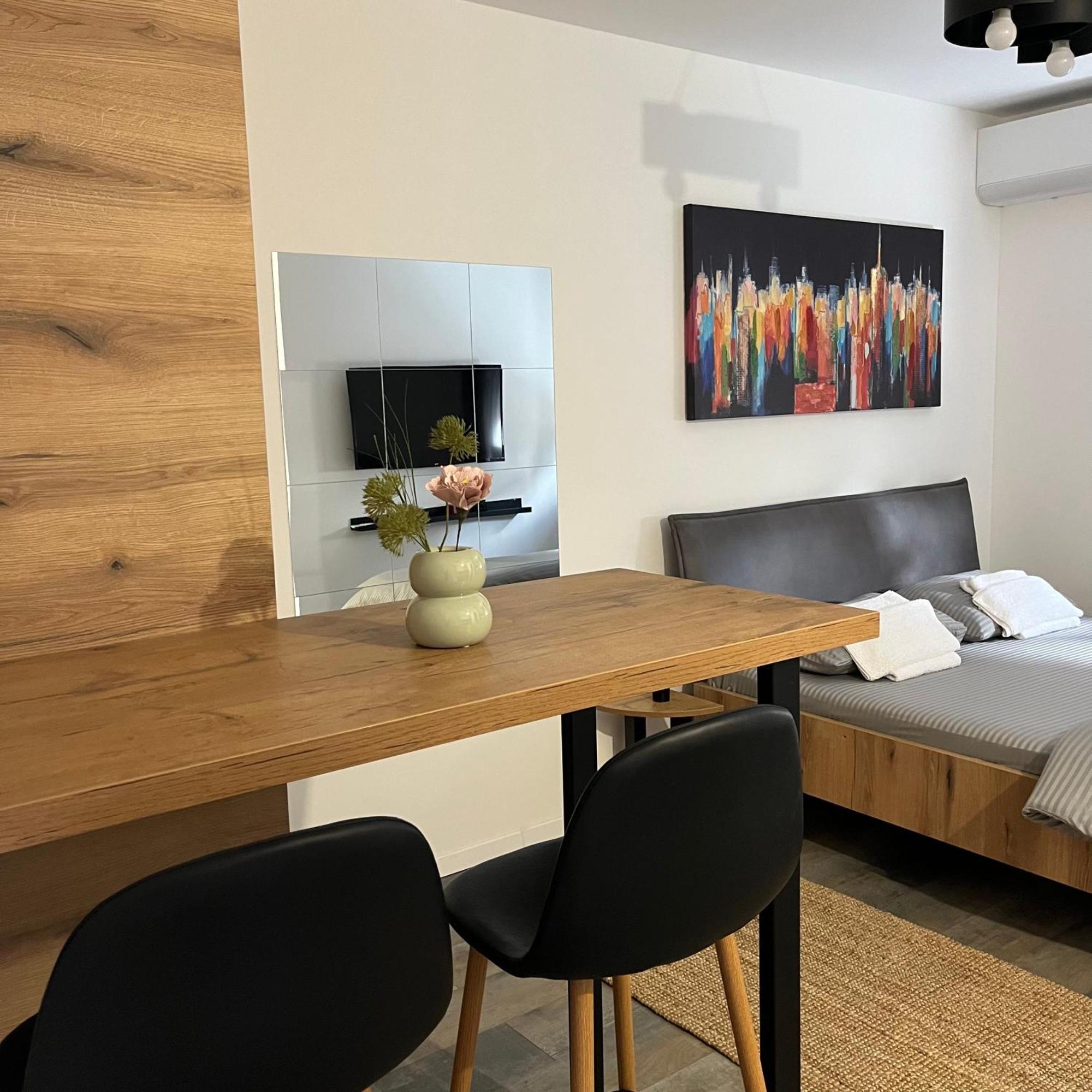Beoair Apartments Surčin Eksteriør billede