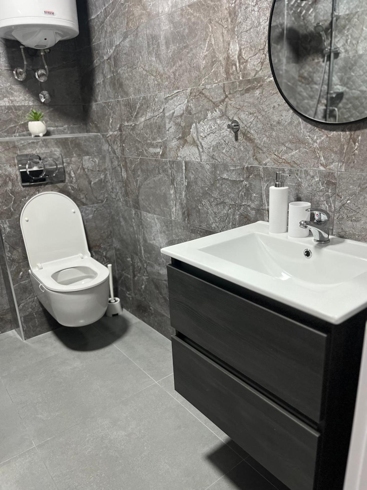 Beoair Apartments Surčin Eksteriør billede